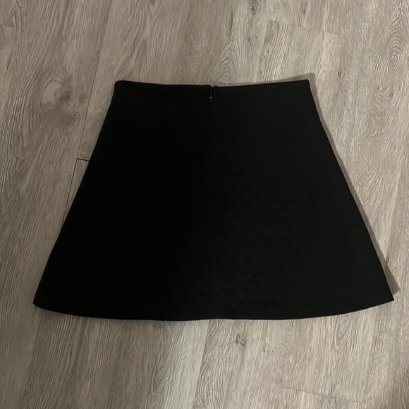 Black Skirt - Picture 4 of 7